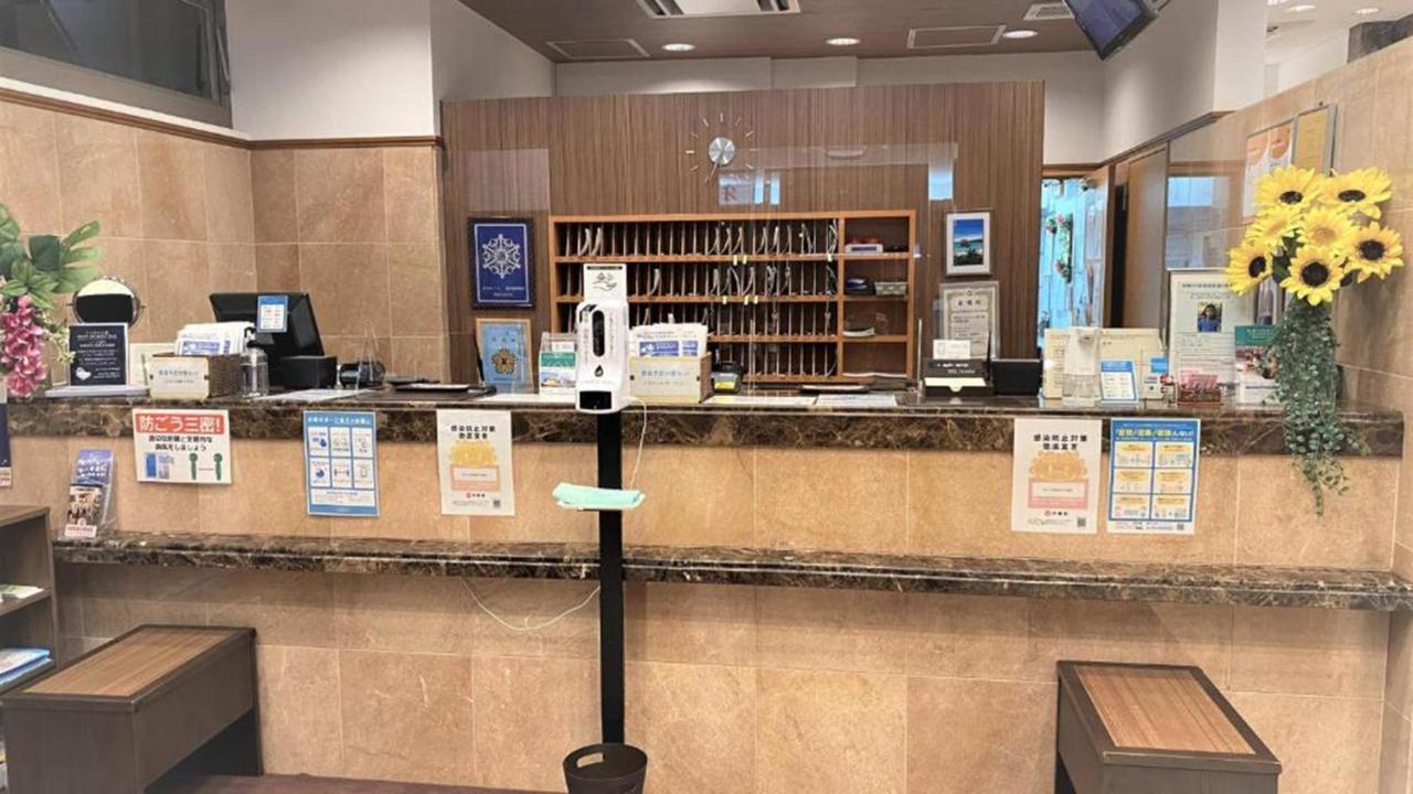 Toyoko Inn Okinawa Naha Kokusai-Dori Miebashi-Eki Экстерьер фото