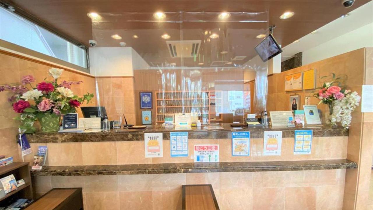 Toyoko Inn Okinawa Naha Kokusai-Dori Miebashi-Eki Экстерьер фото