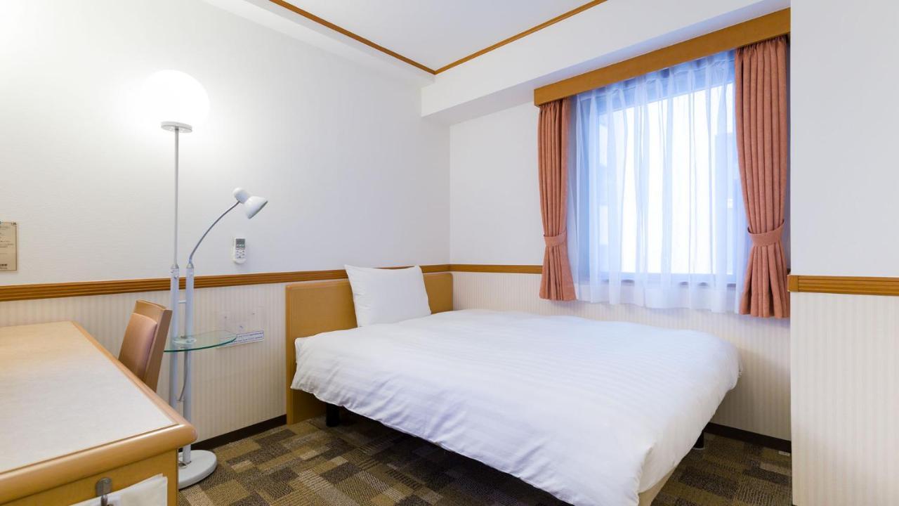 Toyoko Inn Okinawa Naha Kokusai-Dori Miebashi-Eki Экстерьер фото
