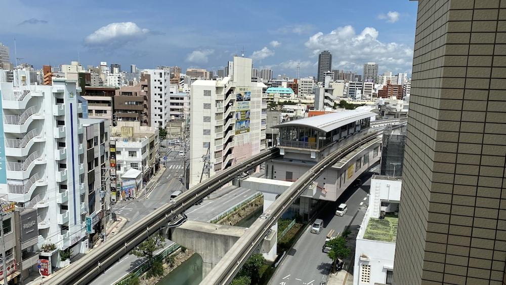 Toyoko Inn Okinawa Naha Kokusai-Dori Miebashi-Eki Экстерьер фото