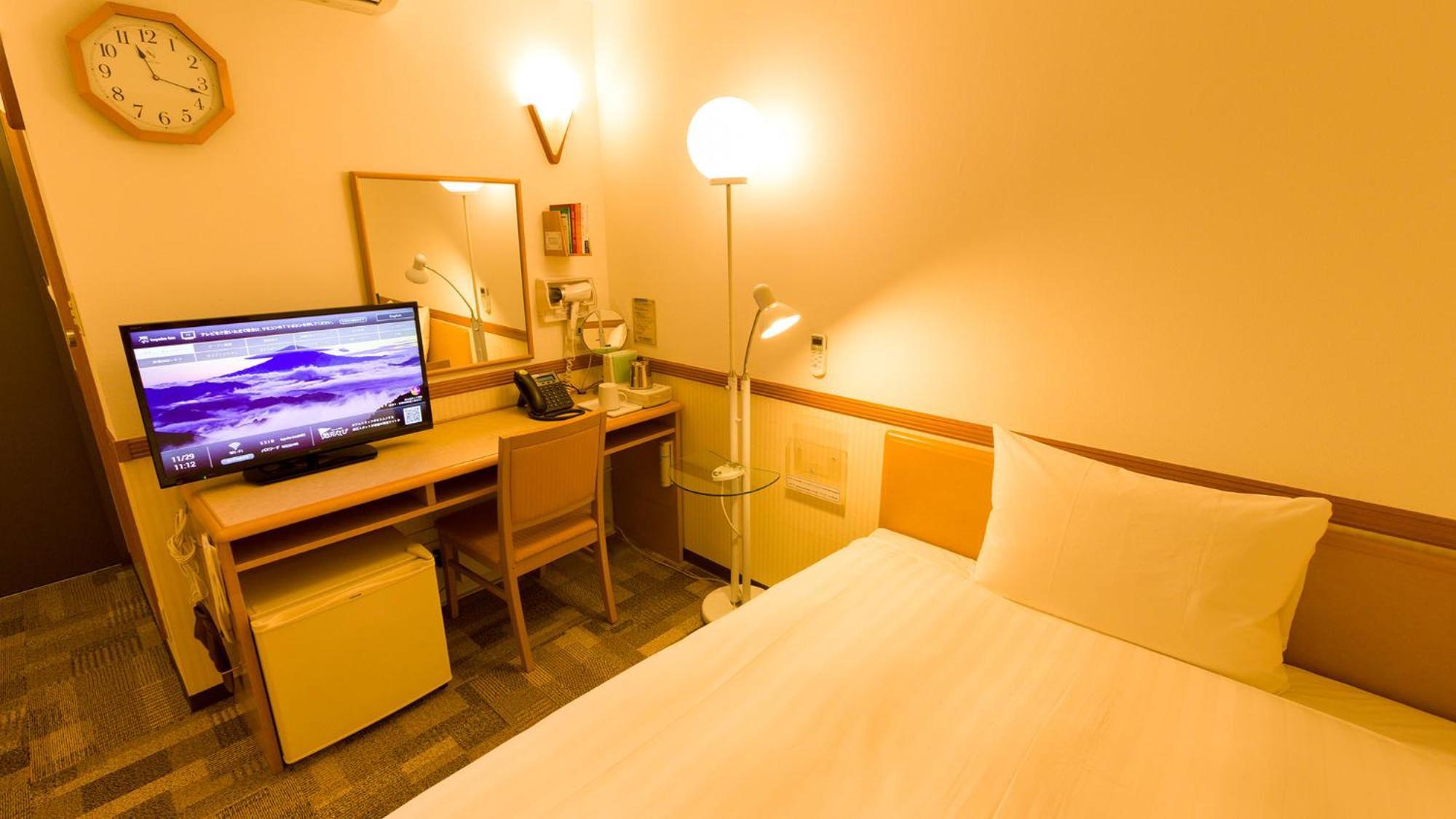 Toyoko Inn Okinawa Naha Kokusai-Dori Miebashi-Eki Номер фото