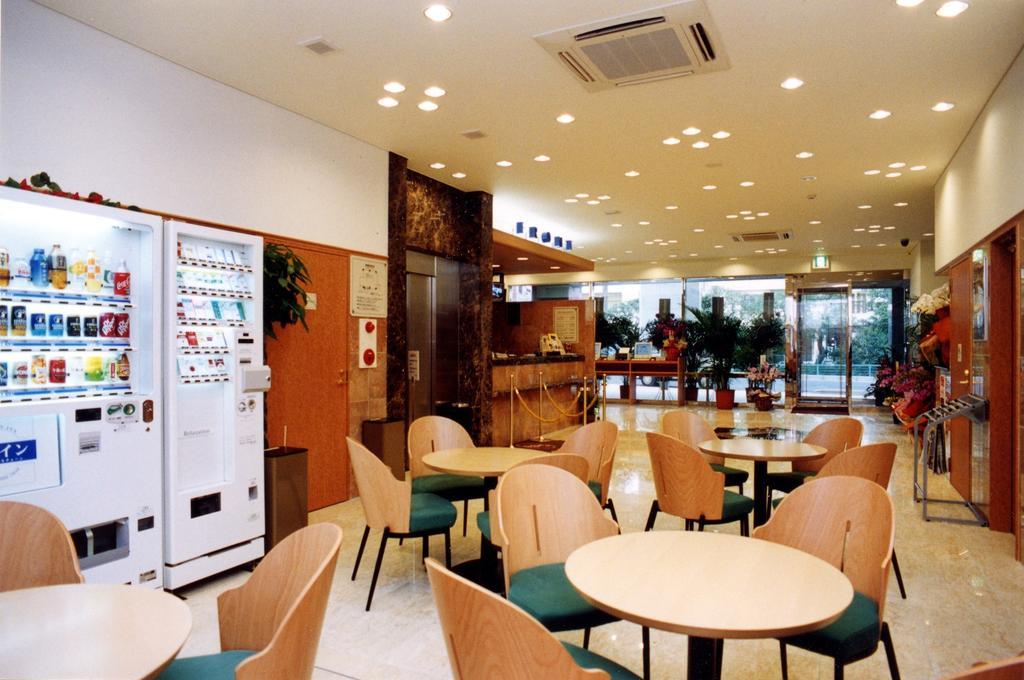 Toyoko Inn Okinawa Naha Kokusai-Dori Miebashi-Eki Экстерьер фото