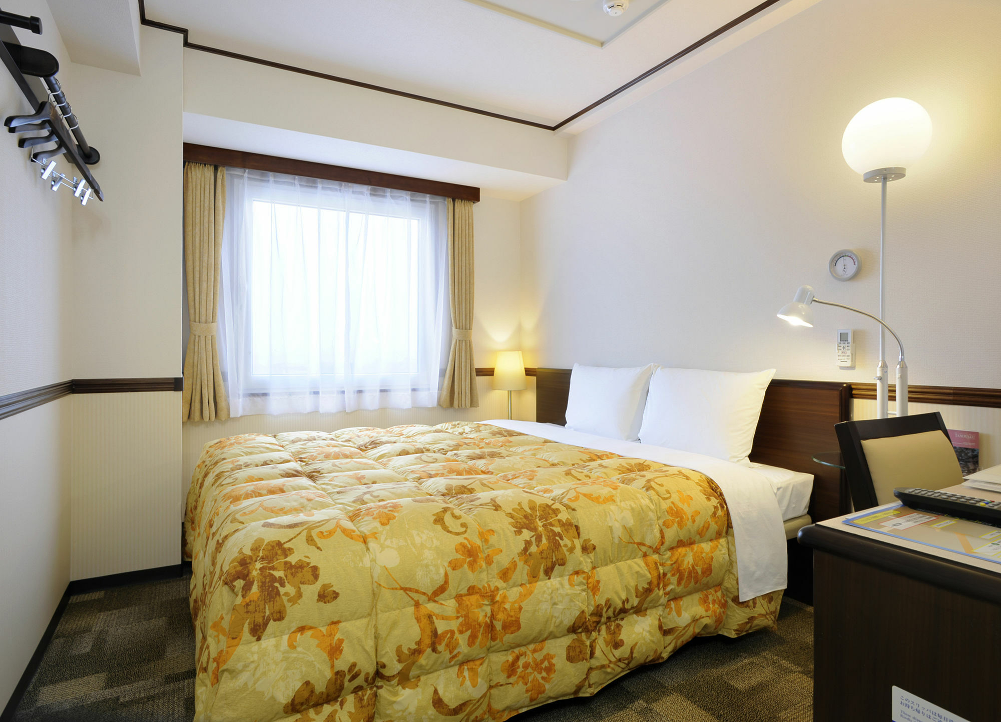 Toyoko Inn Okinawa Naha Kokusai-Dori Miebashi-Eki Экстерьер фото