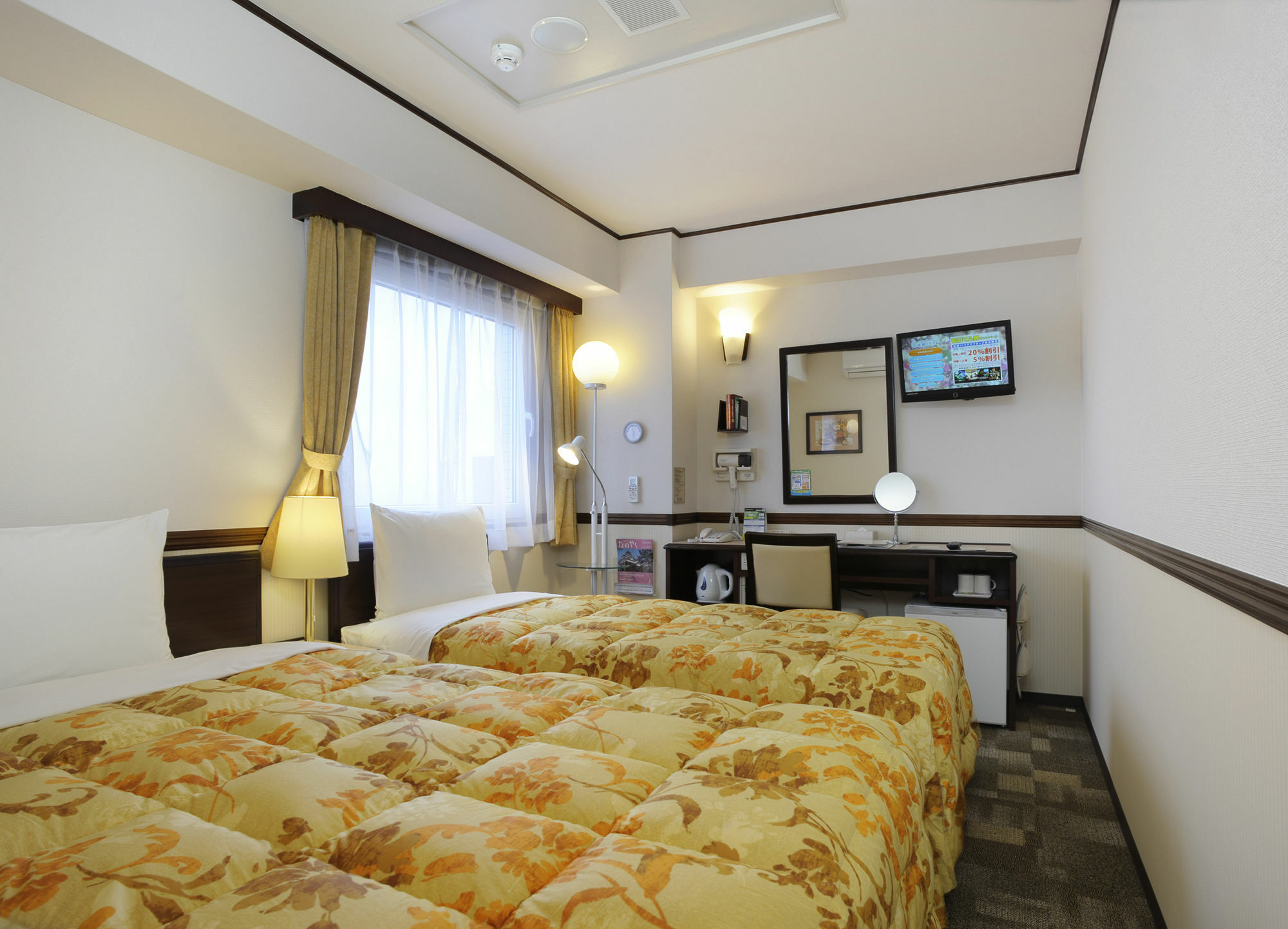 Toyoko Inn Okinawa Naha Kokusai-Dori Miebashi-Eki Экстерьер фото